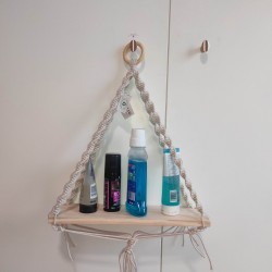 VILLAGE 3 MACRAME ΡΑΦΙ ΚΡΕΜΑΣΤΟ  ΛΕΥKO-ΔΡΥΣ 40*60EK.